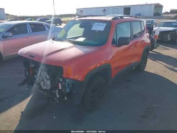 ZACCJBAB6JPH58328 2018 JEEP RENEGADE - Image 2