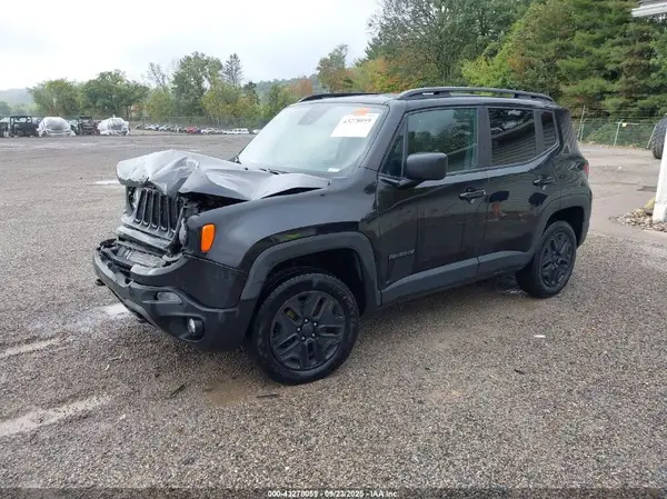 ZACCJBAB6JPH59415 2018 JEEP RENEGADE - Image 2