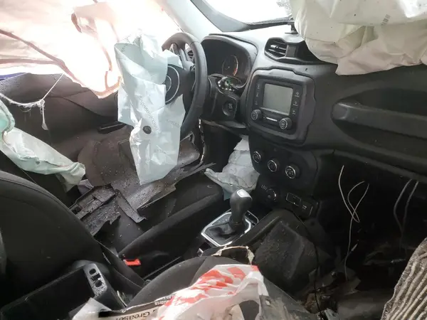ZACCJBAB6JPJ50712 2018 JEEP RENEGADE - Image 8
