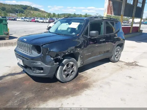 ZACCJBAB7HPE68044 2017 JEEP RENEGADE - Image 2
