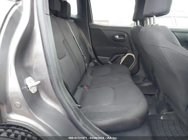 ZACCJBAB7HPE73406 2017 JEEP RENEGADE - Image 8