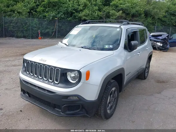 ZACCJBAB7HPE76726 2017 JEEP RENEGADE - Image 2