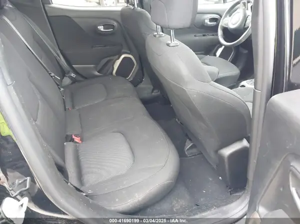 ZACCJBAB7HPF86630 2017 JEEP RENEGADE - Image 8