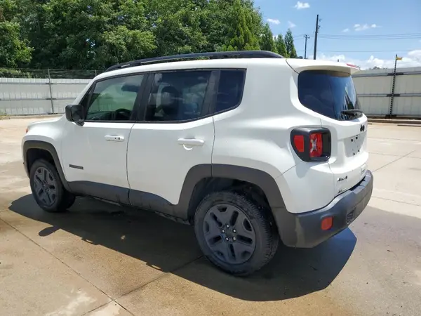 ZACCJBAB7JPH37973 2018 JEEP RENEGADE - Image 2