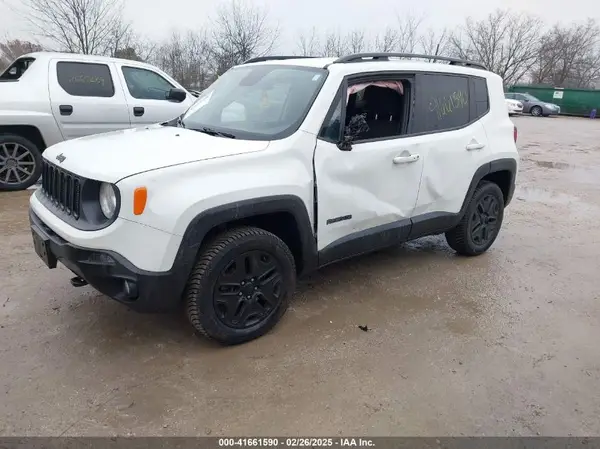 ZACCJBAB7JPH59147 2018 JEEP RENEGADE - Image 2