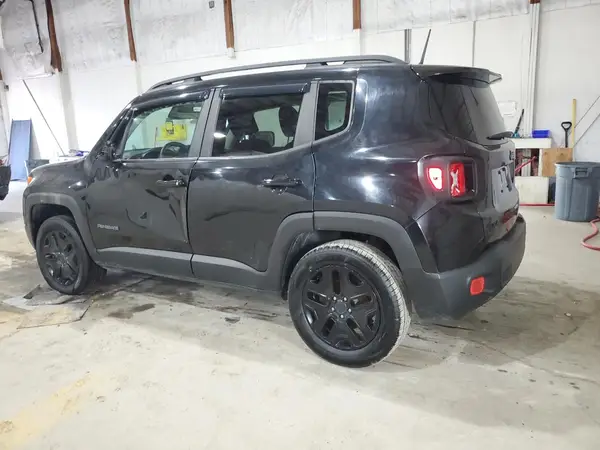 ZACCJBAB7JPH59570 2018 JEEP RENEGADE - Image 2