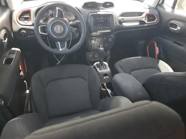 ZACCJBAB7JPH79981 2018 JEEP RENEGADE - Image 8