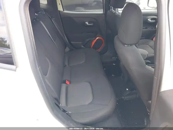 ZACCJBAB7JPJ14513 2018 JEEP RENEGADE - Image 8