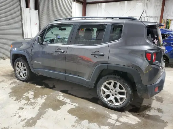 ZACCJBAB7JPJ34924 2018 JEEP RENEGADE - Image 2