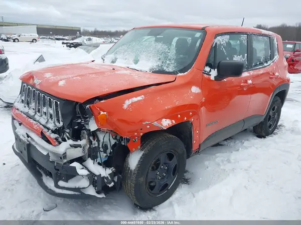 ZACCJBAB8HPF85499 2017 JEEP RENEGADE - Image 2