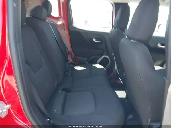 ZACCJBAB8HPG03001 2017 JEEP RENEGADE - Image 8