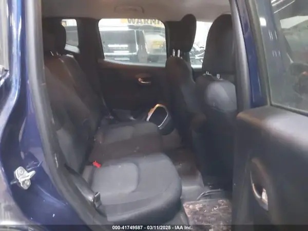 ZACCJBAB8JPG63818 2018 JEEP RENEGADE - Image 8