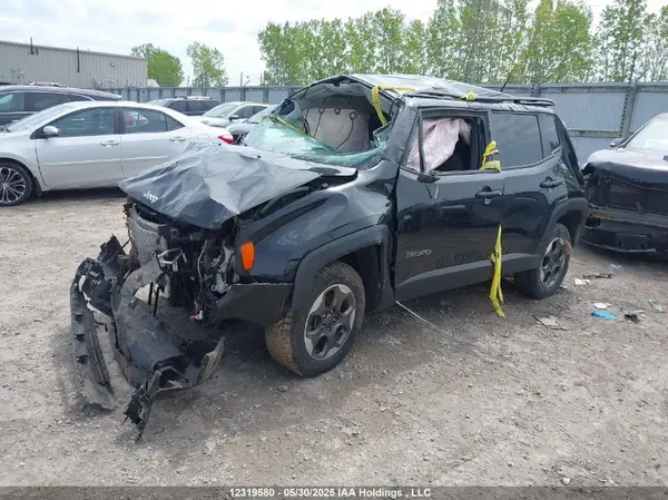 ZACCJBAB8JPH13598 2018 JEEP RENEGADE - Image 2
