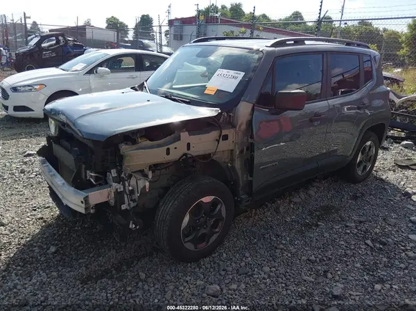 ZACCJBAB8JPH19207 2018 JEEP RENEGADE - Image 2