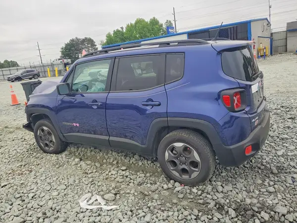ZACCJBAB8JPH49338 2018 JEEP RENEGADE - Image 2