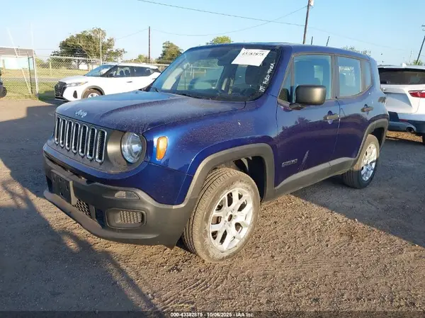 ZACCJBAB8JPH70254 2018 JEEP RENEGADE - Image 2