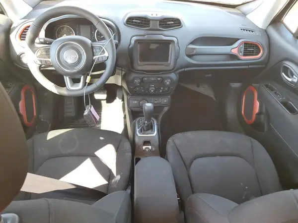 ZACCJBAB8JPH72988 2018 JEEP RENEGADE - Image 8