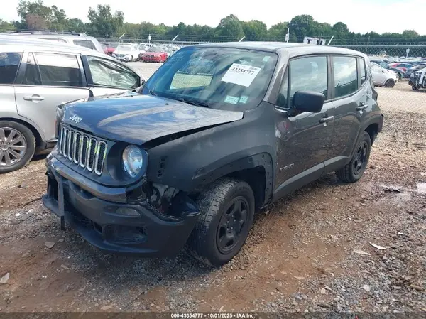 ZACCJBAB8JPH91797 2018 JEEP RENEGADE - Image 2