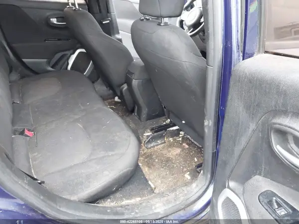 ZACCJBAB8JPJ48010 2018 JEEP RENEGADE - Image 8