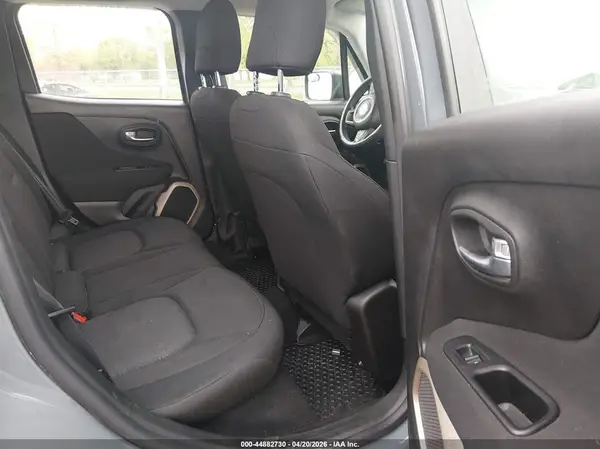ZACCJBAB9HPF97788 2017 JEEP RENEGADE - Image 8