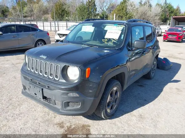 ZACCJBAB9HPG55849 2017 JEEP RENEGADE - Image 2