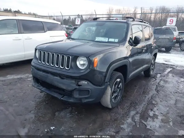 ZACCJBAB9HPG63241 2017 JEEP RENEGADE - Image 2