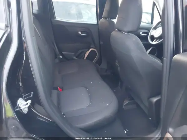 ZACCJBAB9HPG63241 2017 JEEP RENEGADE - Image 8