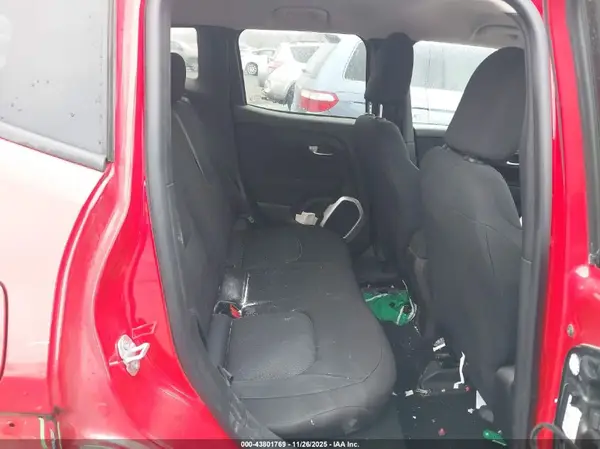 ZACCJBAB9JPH20270 2018 JEEP RENEGADE - Image 8