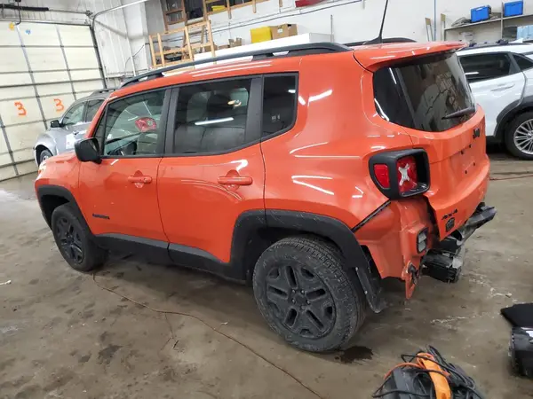 ZACCJBAB9JPH53642 2018 JEEP RENEGADE - Image 2