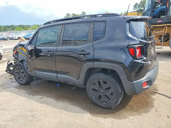 ZACCJBAB9JPH57755 2018 JEEP RENEGADE - Image 2