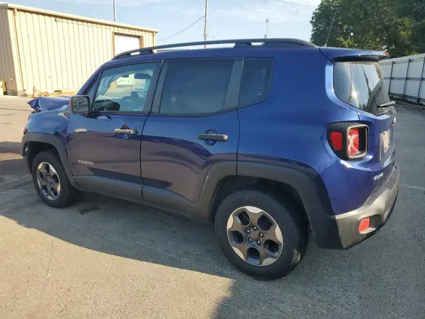 ZACCJBAB9JPH66620 2018 JEEP RENEGADE - Image 2
