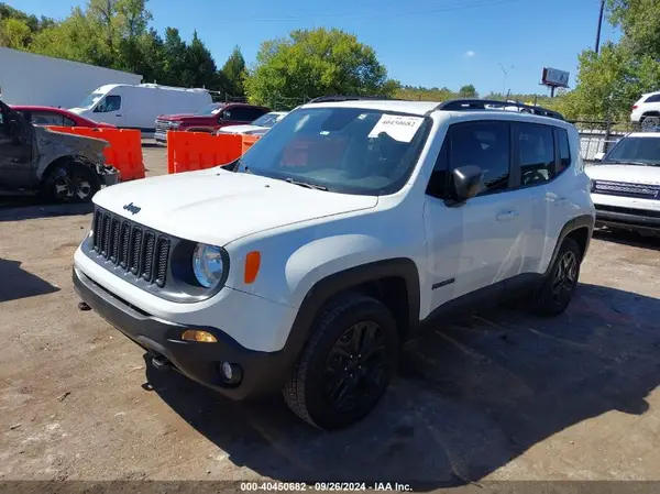 ZACCJBAB9JPH99214 2018 JEEP RENEGADE - Image 2