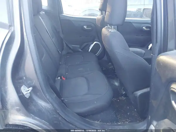 ZACCJBAB9JPJ01892 2018 JEEP RENEGADE - Image 8