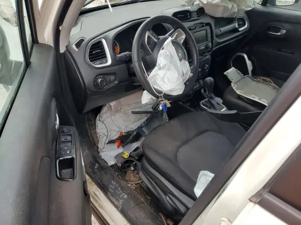 ZACCJBAB9JPJ05859 2018 JEEP RENEGADE - Image 8