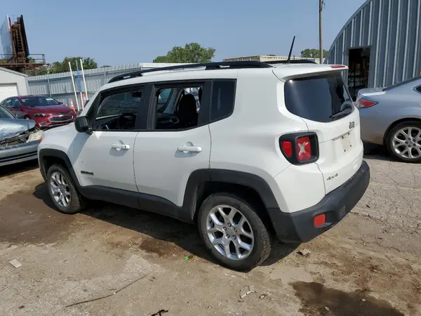 ZACCJBAB9JPJ33273 2018 JEEP RENEGADE - Image 2