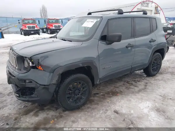 ZACCJBAB9JPJ50882 2018 JEEP RENEGADE - Image 2