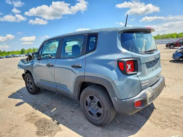 ZACCJBAB9JPJ56665 2018 JEEP RENEGADE - Image 2