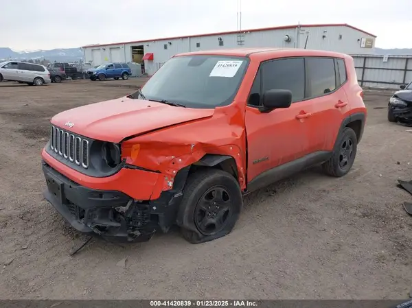 ZACCJBAB9JPJ56911 2018 JEEP RENEGADE - Image 2
