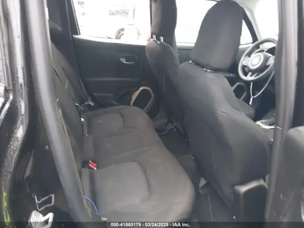 ZACCJBABXHPE67437 2017 JEEP RENEGADE - Image 8