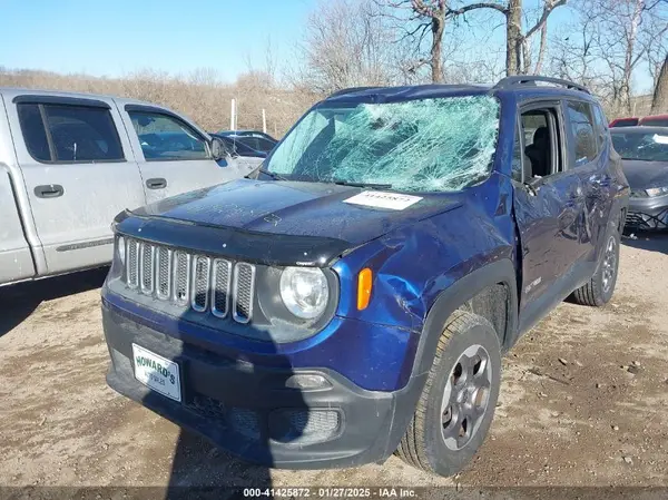 ZACCJBABXHPF16815 2017 JEEP RENEGADE - Image 2