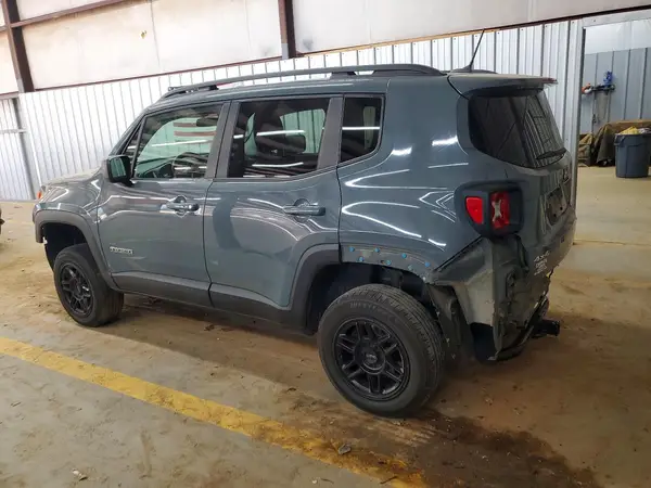 ZACCJBABXHPF33811 2017 JEEP RENEGADE - Image 2