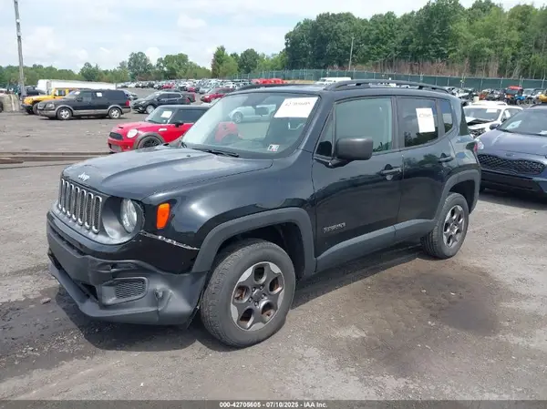 ZACCJBABXHPF35851 2017 JEEP RENEGADE - Image 2