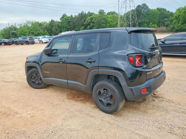 ZACCJBABXHPG04716 2017 JEEP RENEGADE - Image 2