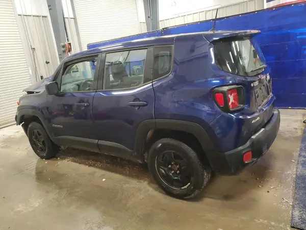 ZACCJBABXHPG05736 2017 JEEP RENEGADE - Image 2
