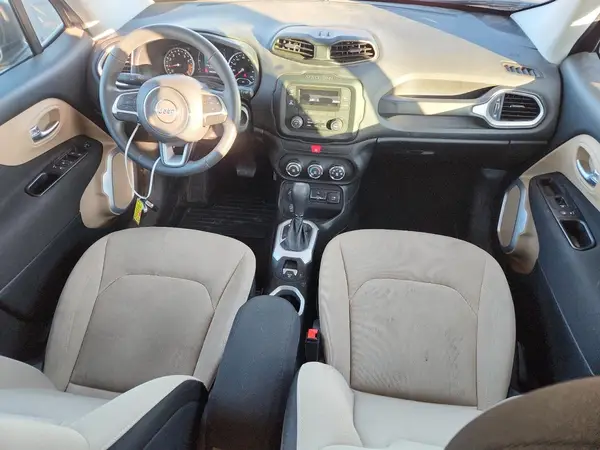 ZACCJBABXHPG15473 2017 JEEP RENEGADE - Image 8