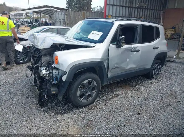 ZACCJBABXHPG48411 2017 JEEP RENEGADE - Image 2