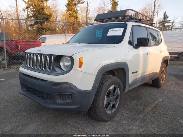 ZACCJBABXHPG51213 2017 JEEP RENEGADE - Image 2