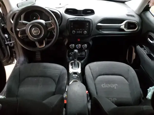 ZACCJBABXHPG61076 2017 JEEP RENEGADE - Image 8