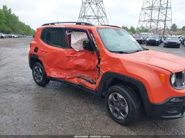 ZACCJBABXJPH03302 2018 JEEP RENEGADE - Image 1