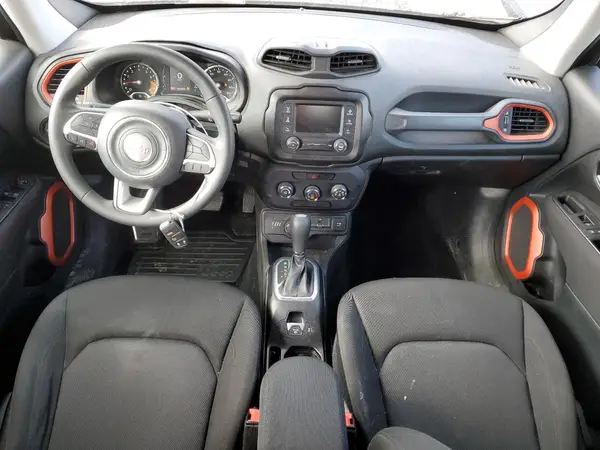 ZACCJBABXJPH46473 2018 JEEP RENEGADE - Image 8